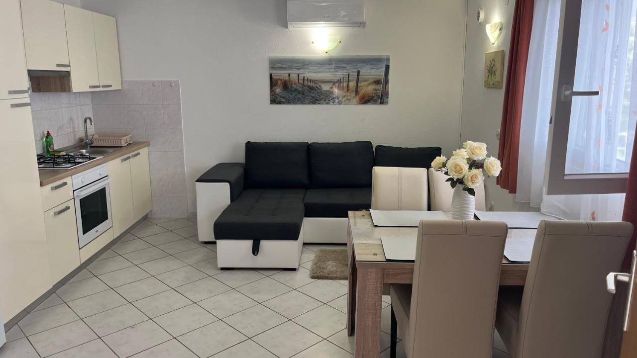 Apartment Ante Ražanj 外观 照片